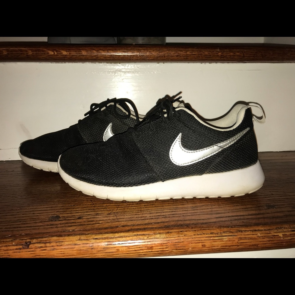 Nike Roche Ones